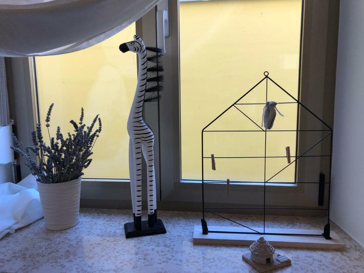 Apartment Check In Pula Bagian luar foto